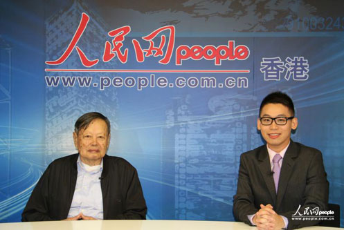 2013年9月24日，杨振宁做客人民网香港演播室